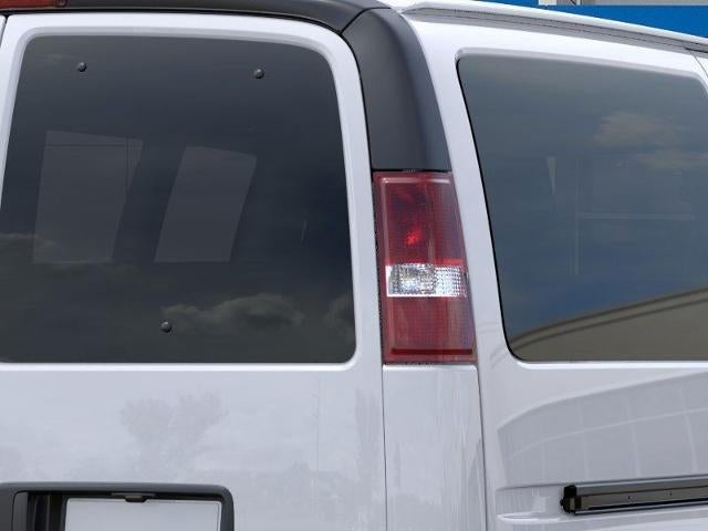 2025 Chevrolet Express Passenger 2500 1LS