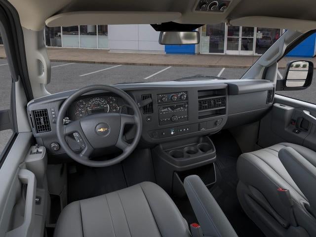 2025 Chevrolet Express Passenger 2500 1LS