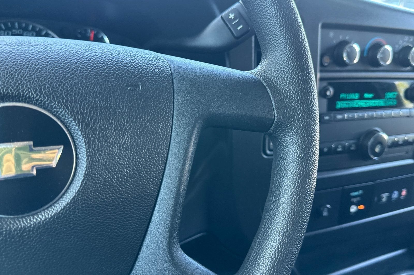 2024 Chevrolet Express Cargo 2500 Base