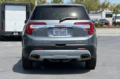 2022 GMC Acadia SLE