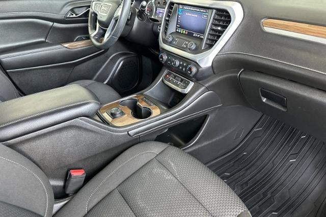 2022 GMC Acadia SLE