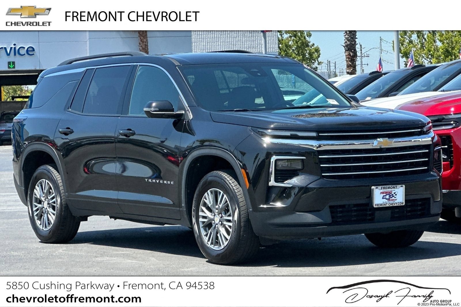 2024 Chevrolet Traverse LT