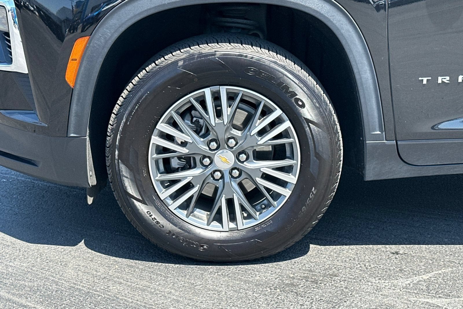 2024 Chevrolet Traverse LT