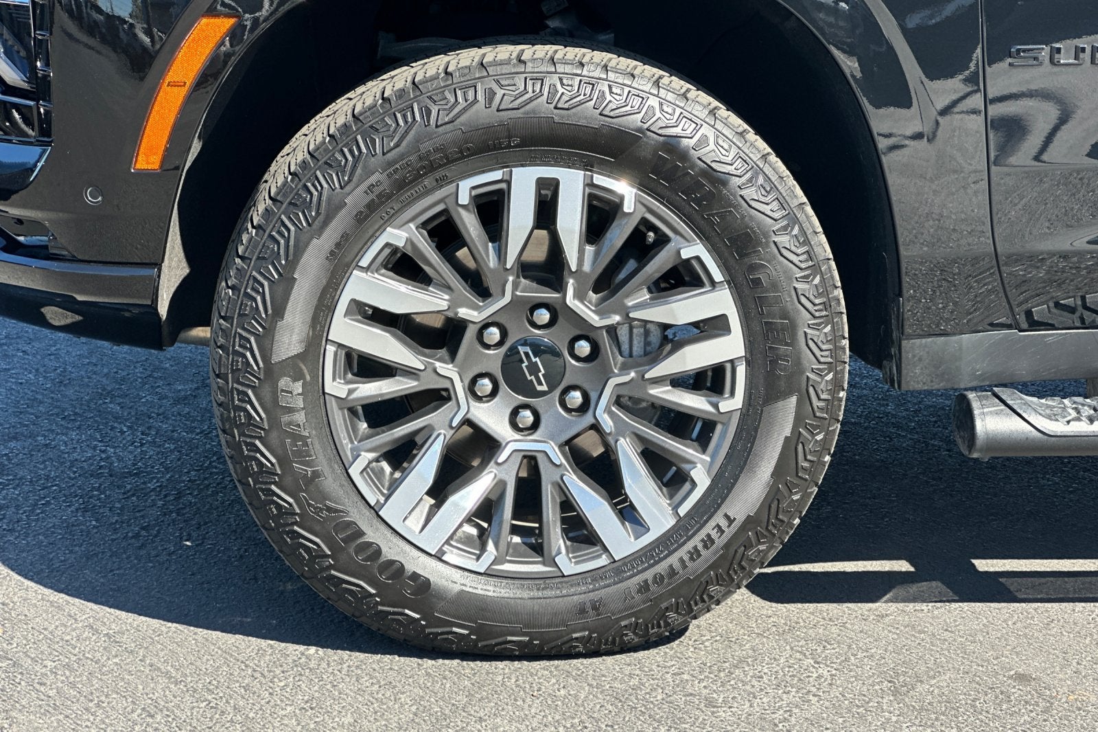 2025 Chevrolet Suburban Z71