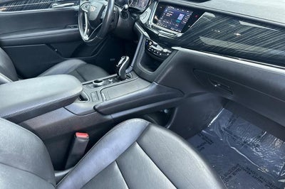 2023 Cadillac XT6 Premium Luxury