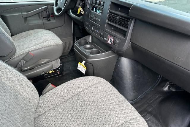 2026 Chevrolet Express Cutaway 3500 Base