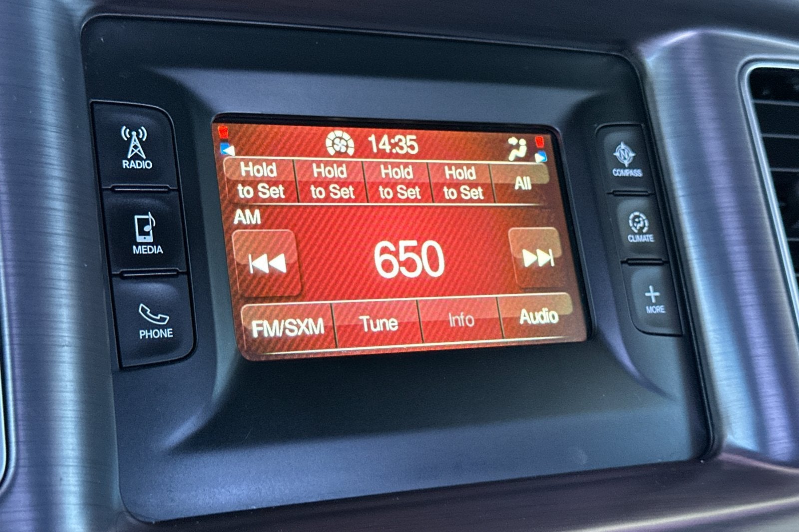 2017 Dodge Charger SE RWD