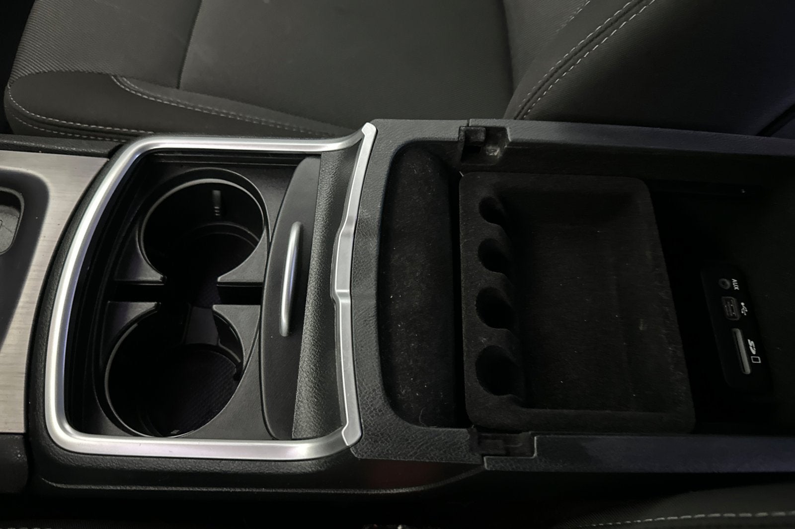 2017 Dodge Charger SE RWD