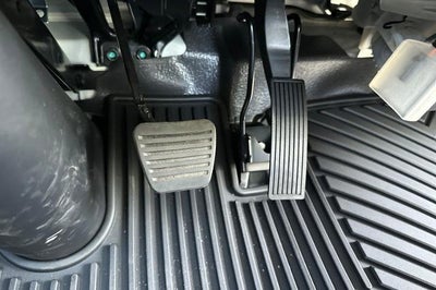 2026 Chevrolet Low Cab Forward 3500 HG 2WD Reg Cab 109"