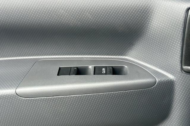 2026 Chevrolet Low Cab Forward 3500 HG 2WD Reg Cab 109"