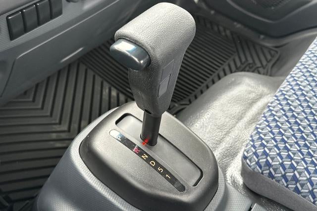 2026 Chevrolet Low Cab Forward 3500 HG 2WD Reg Cab 109"