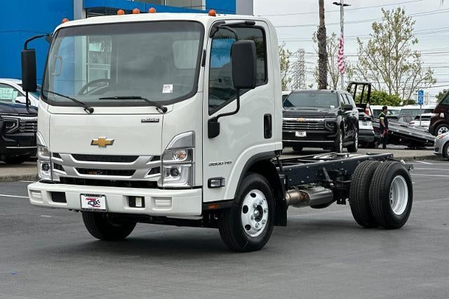 2026 Chevrolet Low Cab Forward 3500 HG 2WD Reg Cab 109"