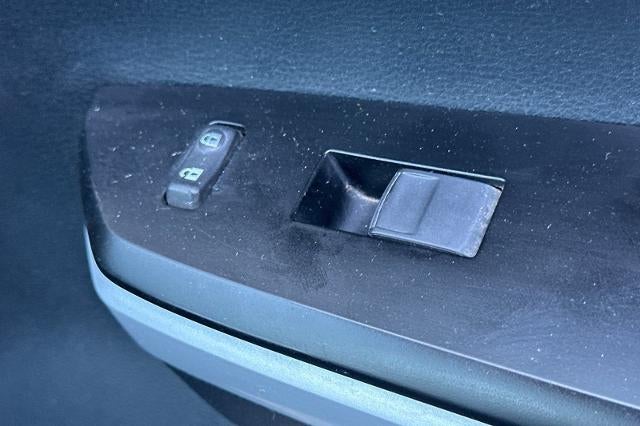 2018 Toyota Tundra SR5 5.7L V8