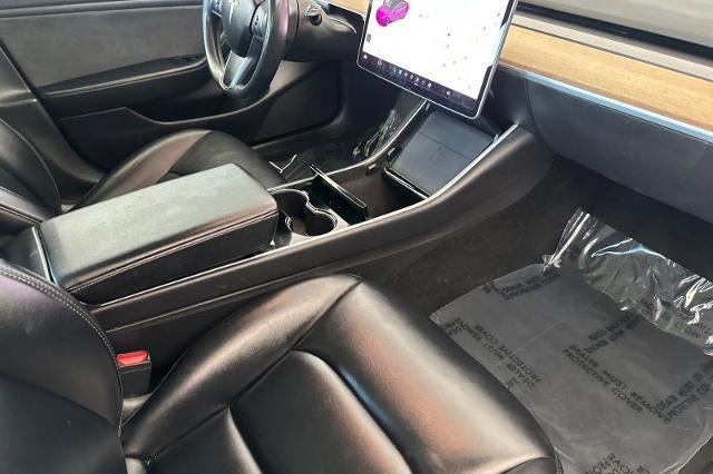 2019 Tesla Model 3 Standard Range