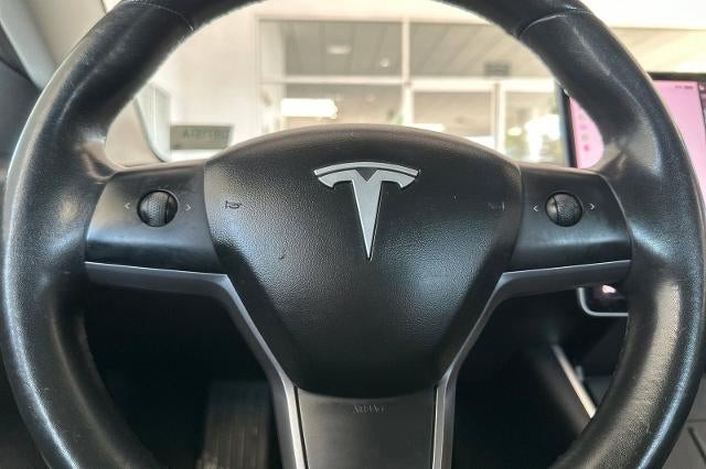 2019 Tesla Model 3 Standard Range