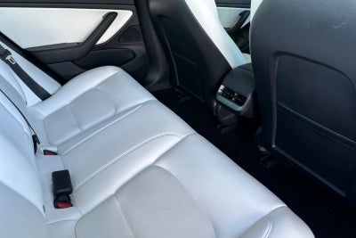 2021 Tesla Model 3 Standard Range Plus Rear-Wheel Drive