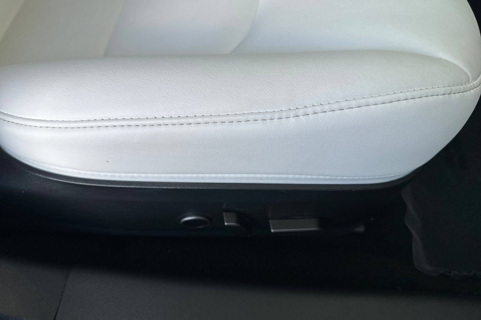 2021 Tesla Model 3 Standard Range Plus Rear-Wheel Drive