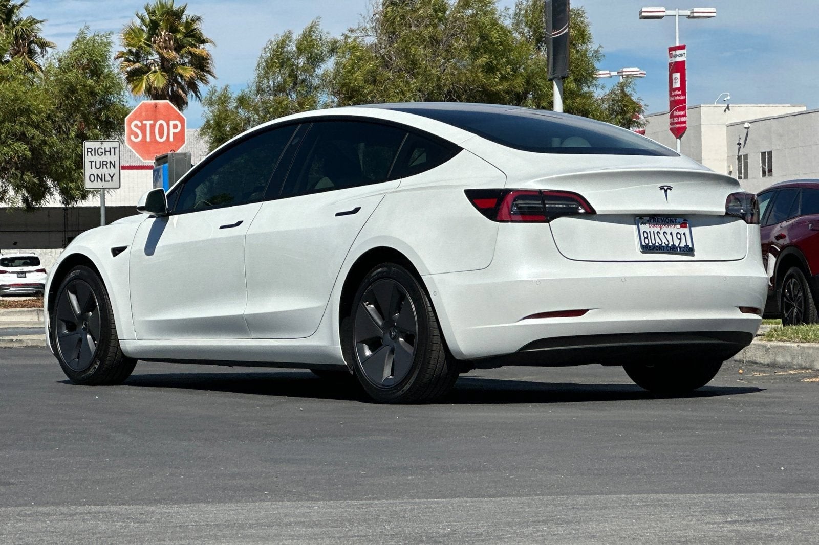 2021 Tesla Model 3 Standard Range Plus Rear-Wheel Drive