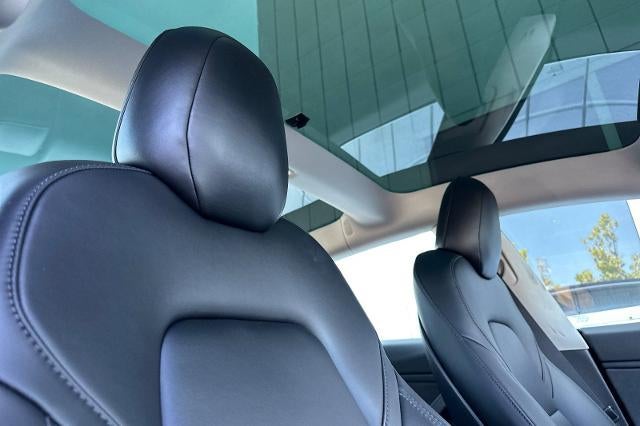 2019 Tesla Model 3 Mid Range