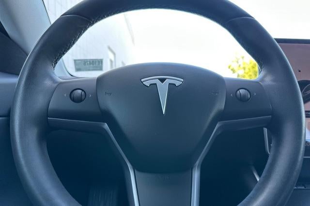2019 Tesla Model 3 Mid Range