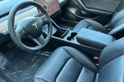 2019 Tesla Model 3 Mid Range