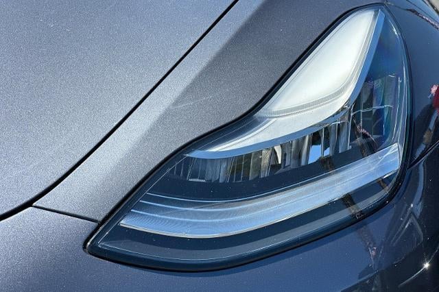 2019 Tesla Model 3 Mid Range