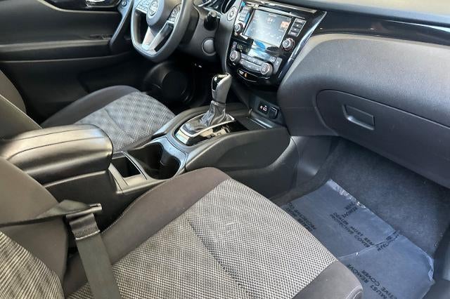 2020 Nissan Rogue Sport SV FWD Xtronic CVT