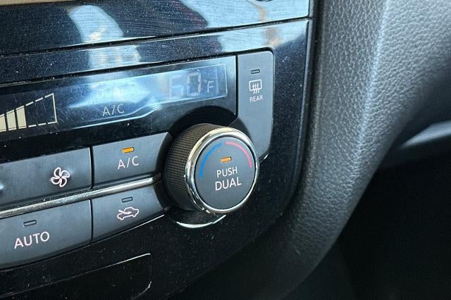 2020 Nissan Rogue Sport SV FWD Xtronic CVT