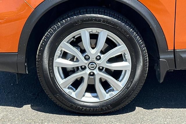 2020 Nissan Rogue Sport SV FWD Xtronic CVT