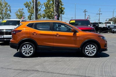 2020 Nissan Rogue Sport SV FWD Xtronic CVT