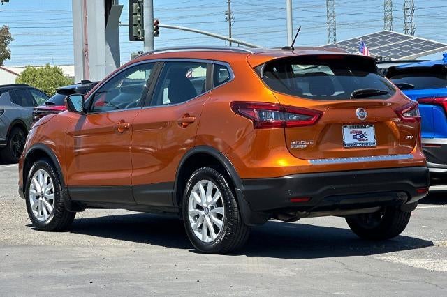 2020 Nissan Rogue Sport SV FWD Xtronic CVT