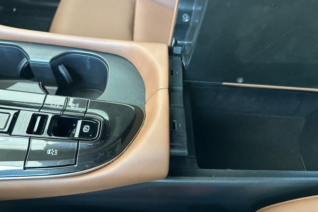 2025 Toyota Crown Signia XLE
