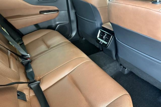 2025 Toyota Crown Signia XLE