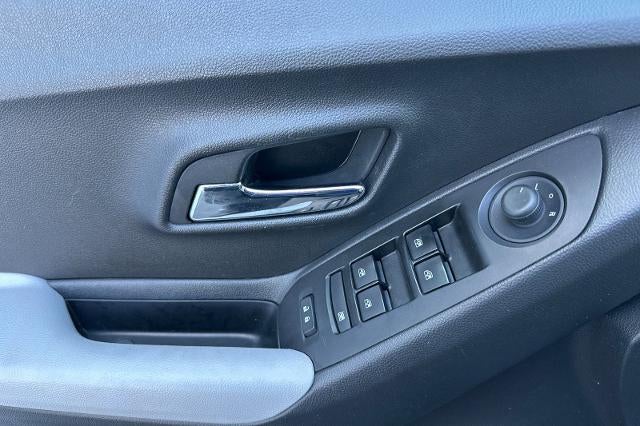 2022 Chevrolet Trax LS