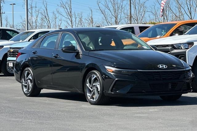 2025 Hyundai Elantra Hybrid SEL Sport
