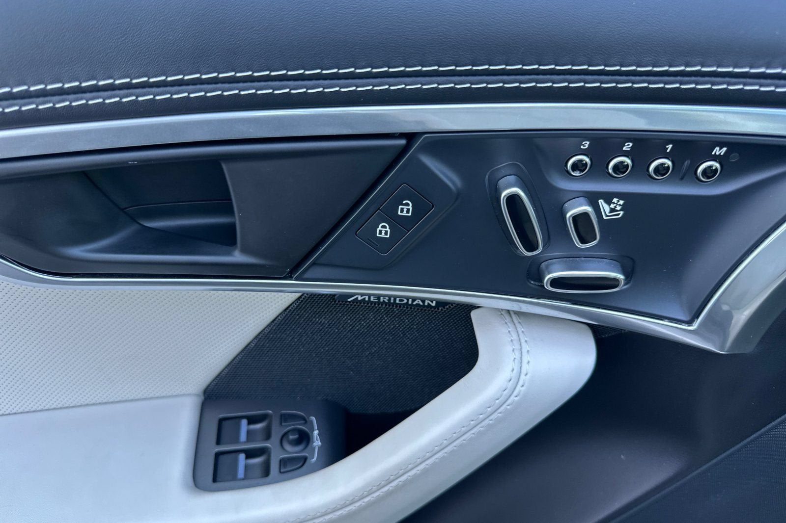 2021 Jaguar F-TYPE Coupe P300 RWD Automatic