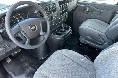 2025 Chevrolet Express Cutaway 3500 Base