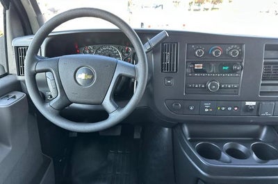 2025 Chevrolet Express Cutaway 3500 Base