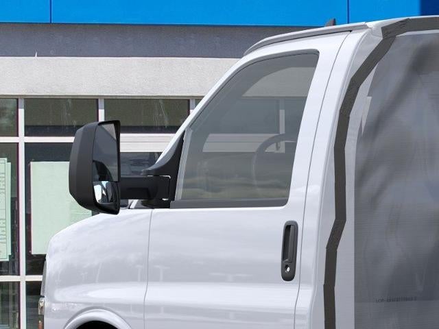 2025 Chevrolet Express Cutaway 3500 Base