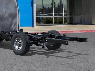 2025 Chevrolet Express Cutaway 3500 Base