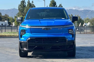 2025 Chevrolet Silverado EV RST - Max Range