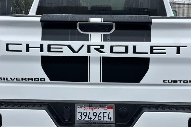 2025 Chevrolet Silverado 1500 Custom