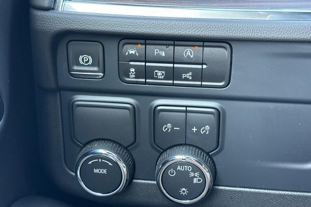 2025 Chevrolet Tahoe LS