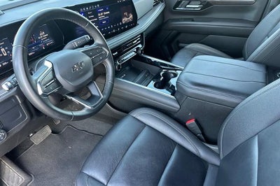 2025 Chevrolet Suburban Z71