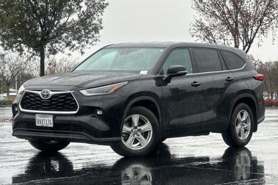 2021 Toyota Highlander LE