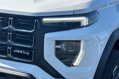 2023 GMC Canyon AT4