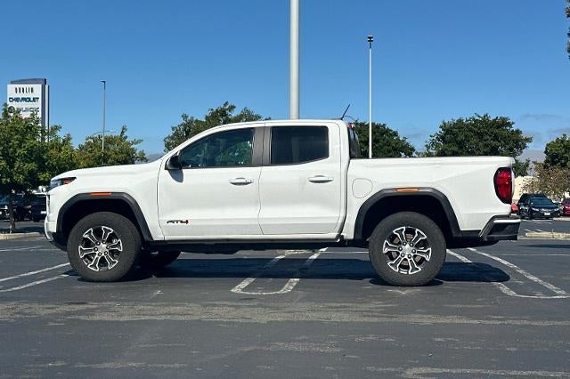 2023 GMC Canyon AT4