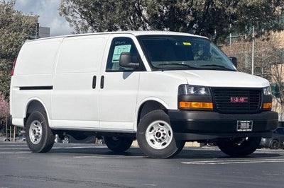 2025 GMC Savana Cargo 2500 Base