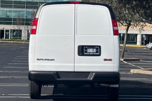 2025 GMC Savana Cargo 2500 Base