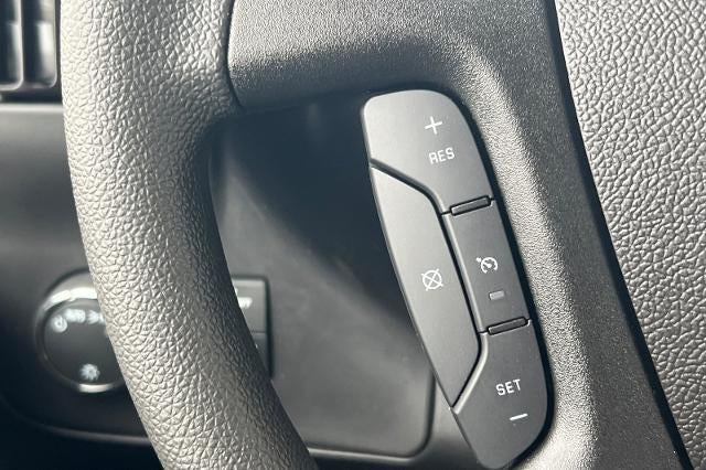 2025 GMC Savana Cargo 2500 Base